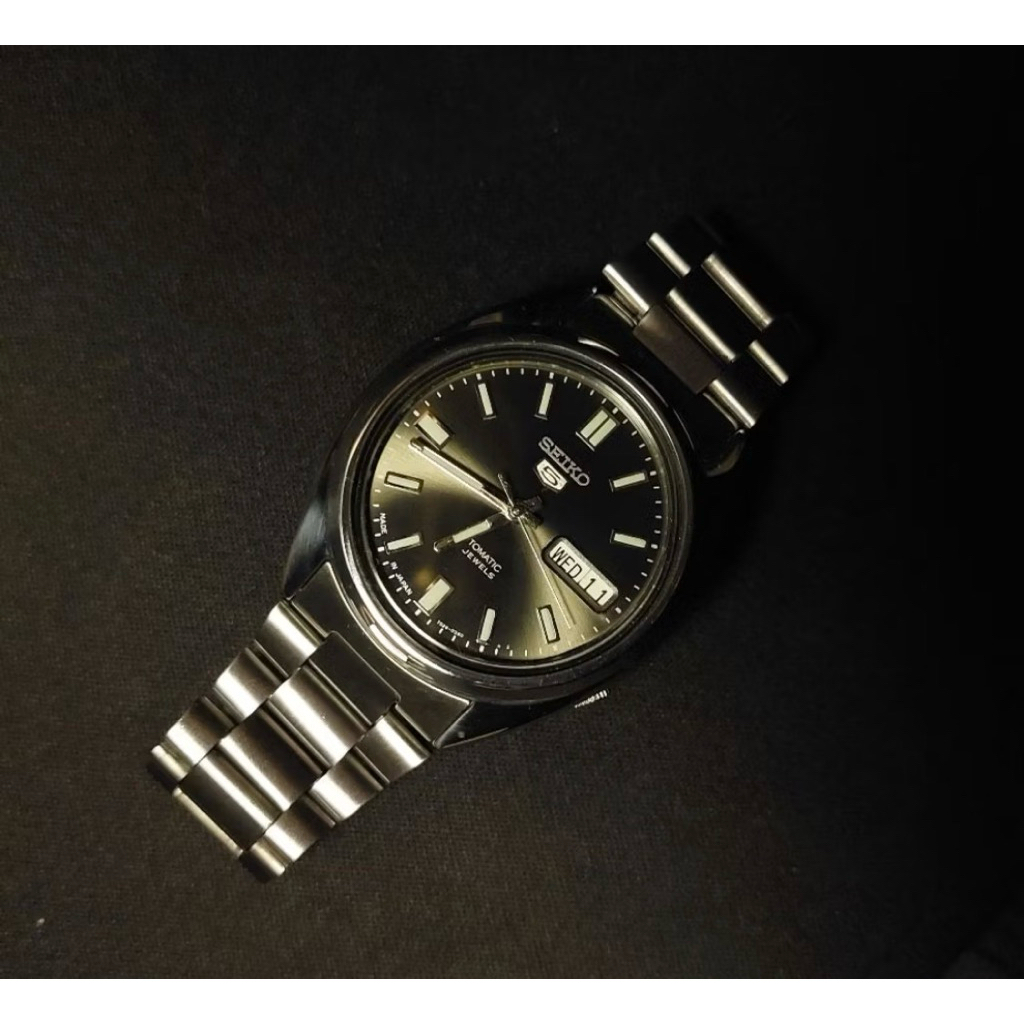 Preloved Jam Watch Seiko 5 SNXS79J1 / SNXS79 Black Dial Japan (JDM) Automatic