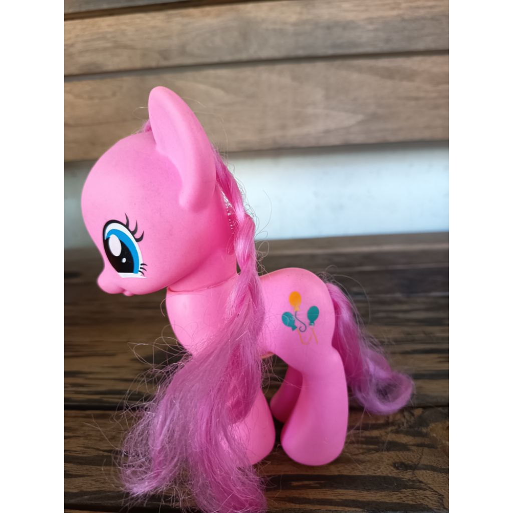 Little Pony - Pinkie Pie. 