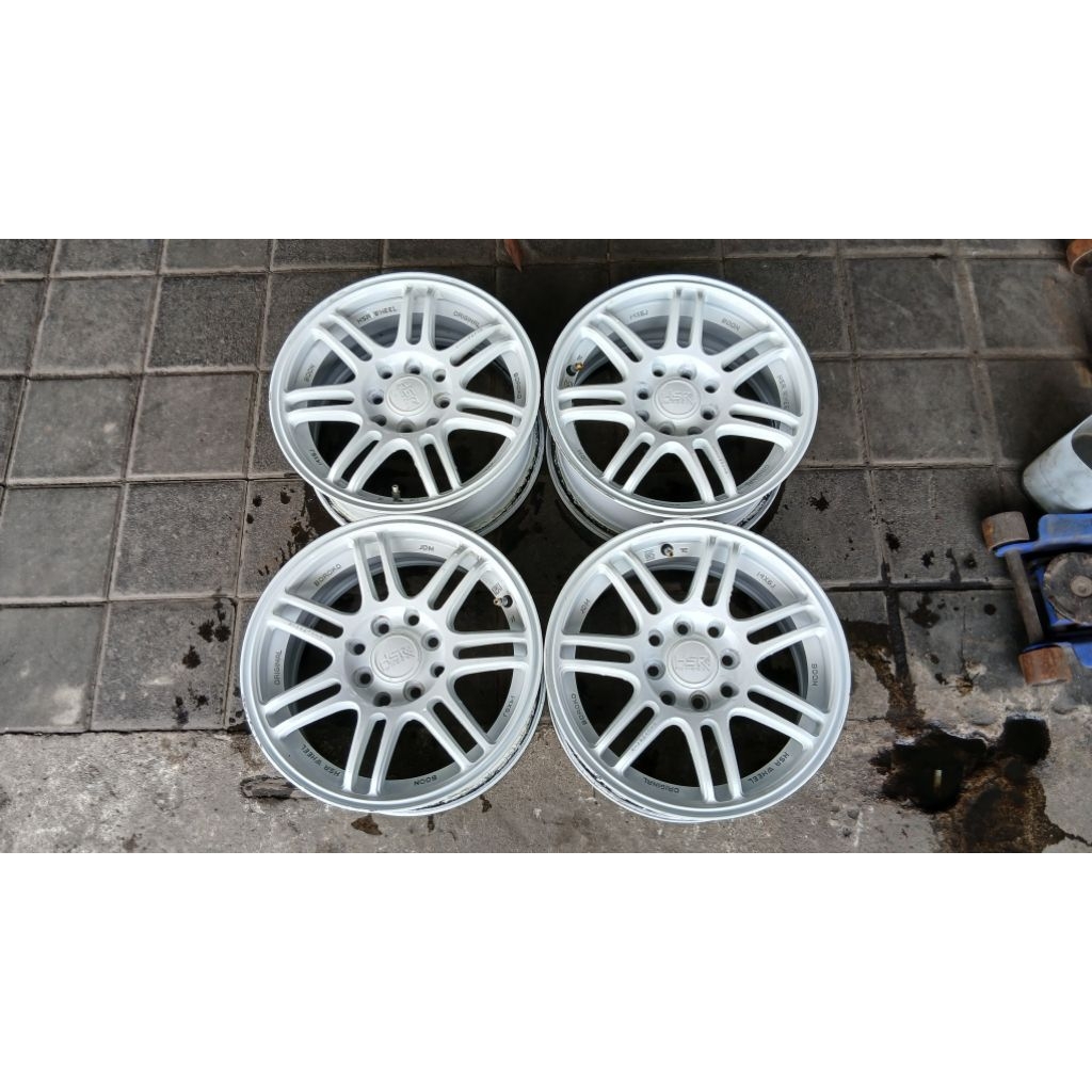 Velg bekas mobil racing hsr boon ring 14 lebar 6 baut 8x100/114.3 velg only