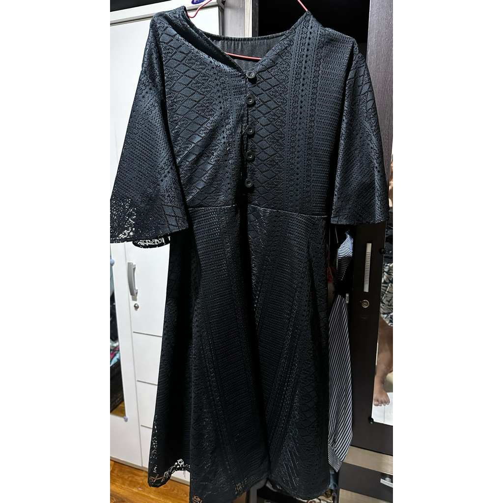 preloved dress hitam brokat