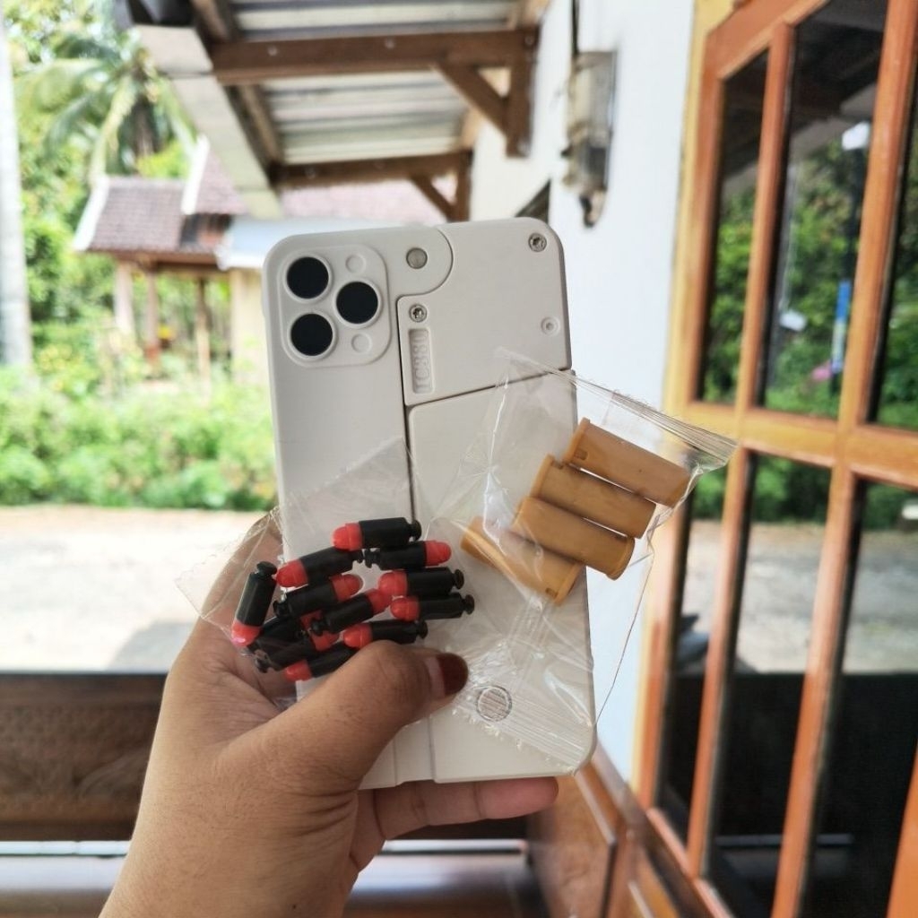 (PROMO CUCI GUDANG SIAP KIRIM) Mainan bentuk iphone mainan tembakan anak laki laki