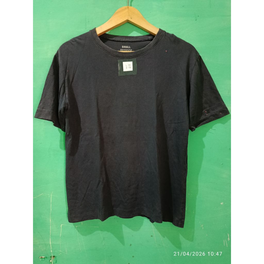 Kaos Giordano Black Original Preloved