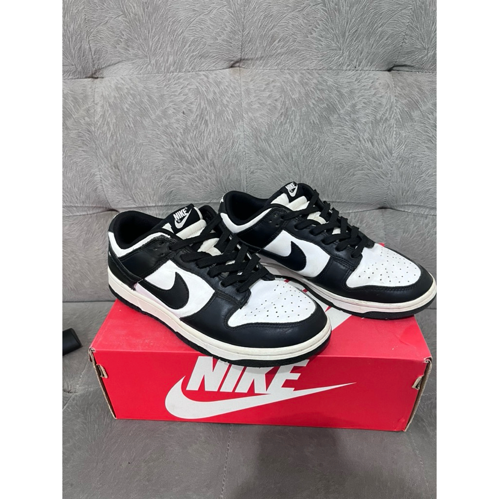 Nike dunk low panda