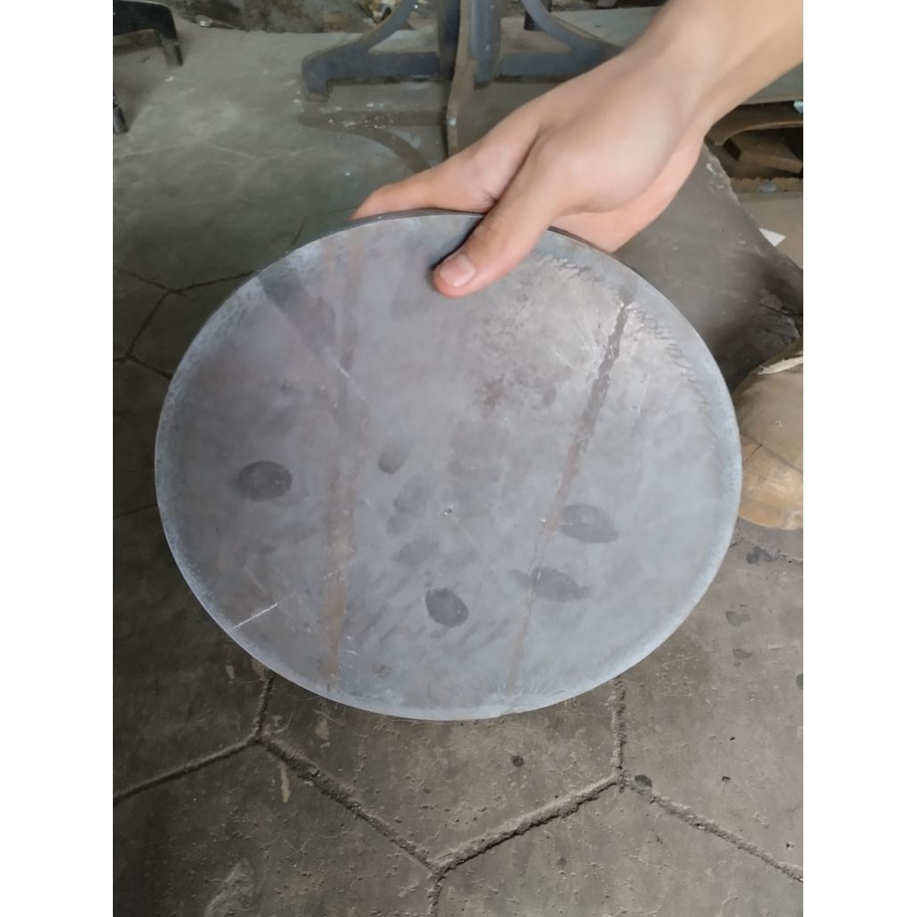 Plat besi 2mm x diameter 250mm