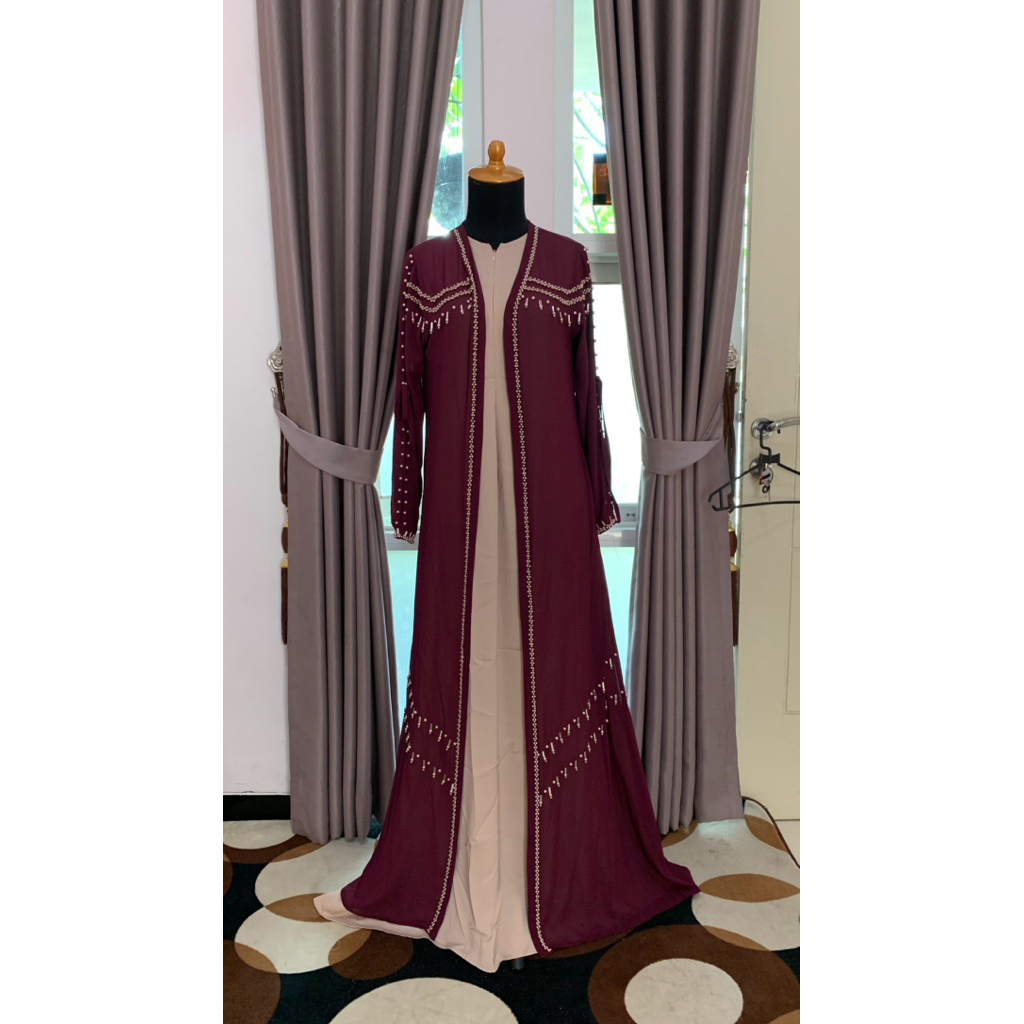 abaya nadeea/ nadeea/ abaya/ maroon/ abaya burgundy/ abaya merk
