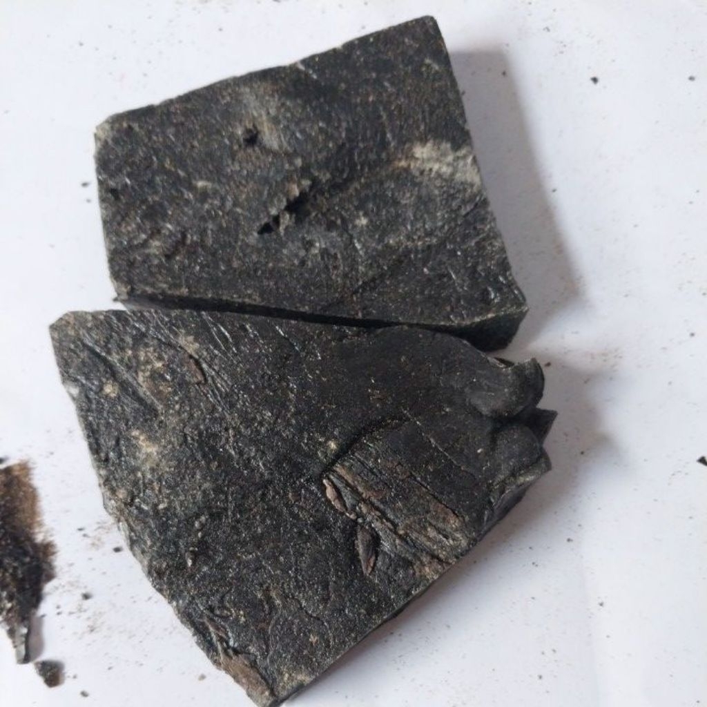 MenyamKemenyan Madat Hitam Aspal,Kemenyan Menyan Madat hitam Aspal, 250gr