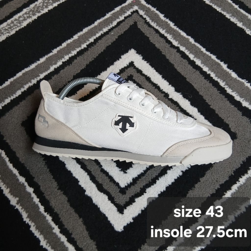 sepatu second descente slip-on