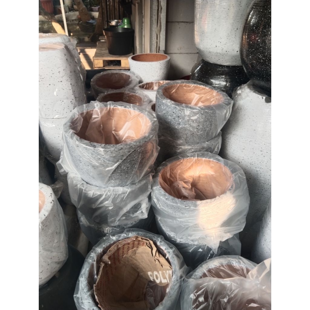 jual pot tanah liat ukuran 30 cm