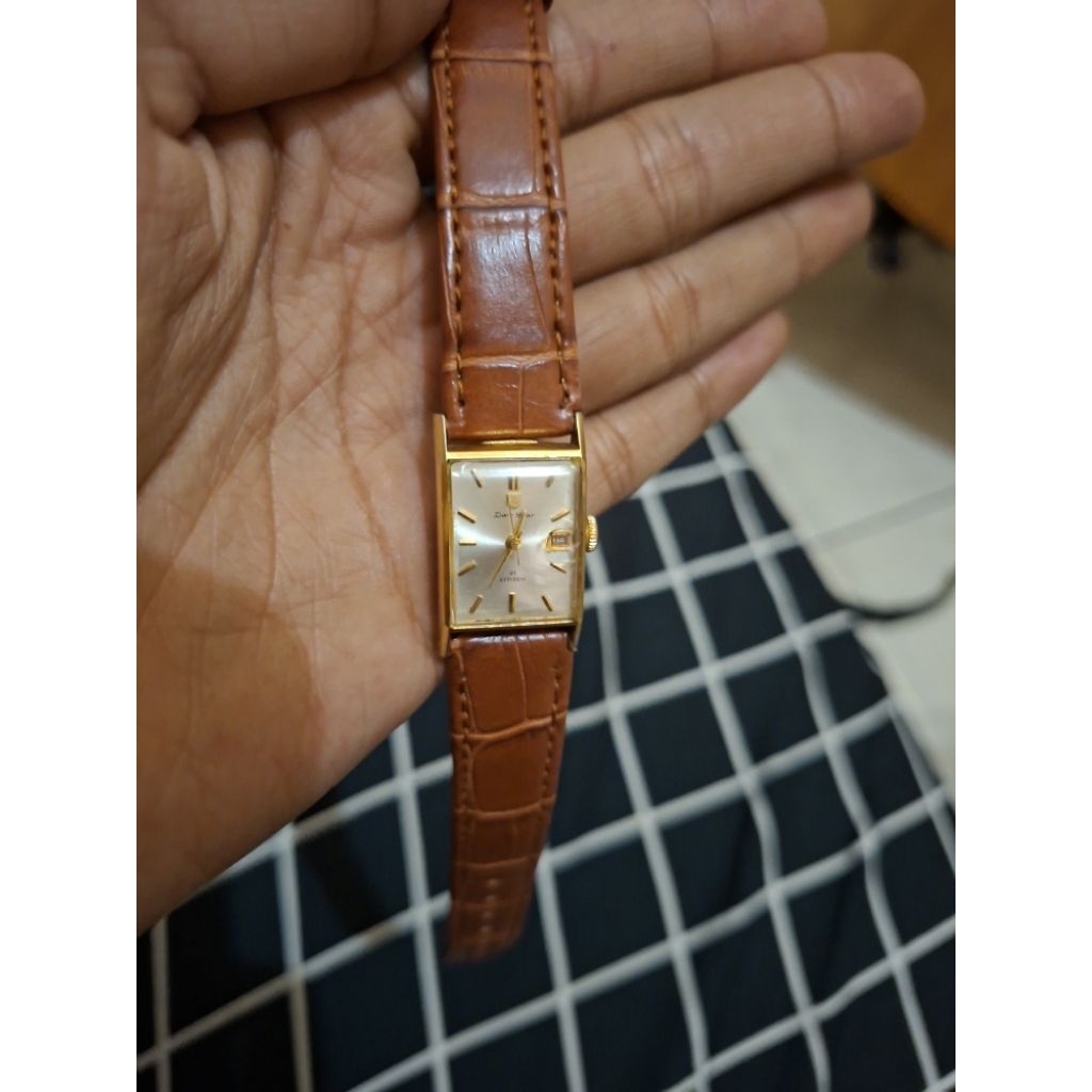 Citizen datestar manual winding