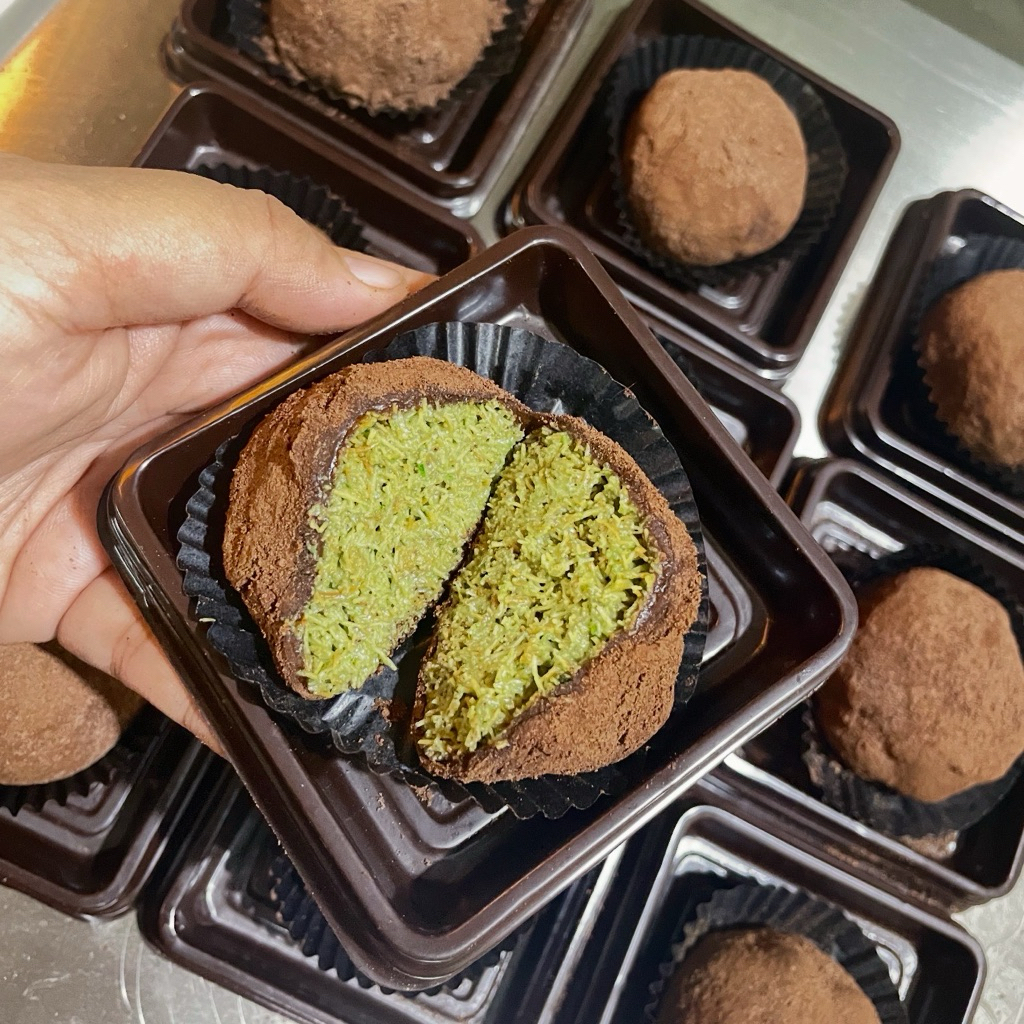 DUBAI CHEWEY COOKIE by nisa Cakery dikirim dihari yang sama