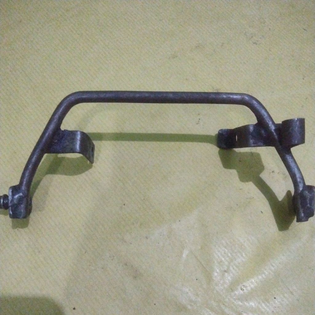 Dudukan sayap Supra x 100 Supra fit lama