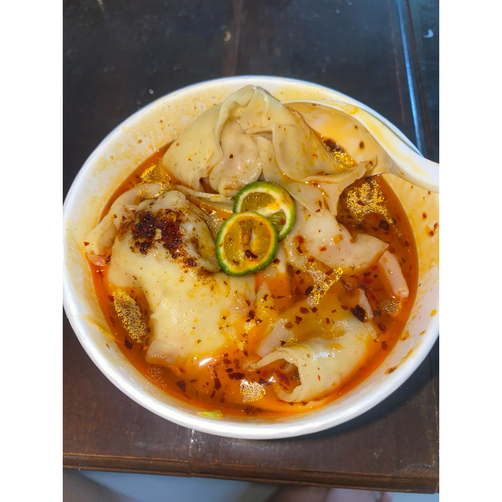 Wonton Kuah Chili Oil // Wonton Ayam
