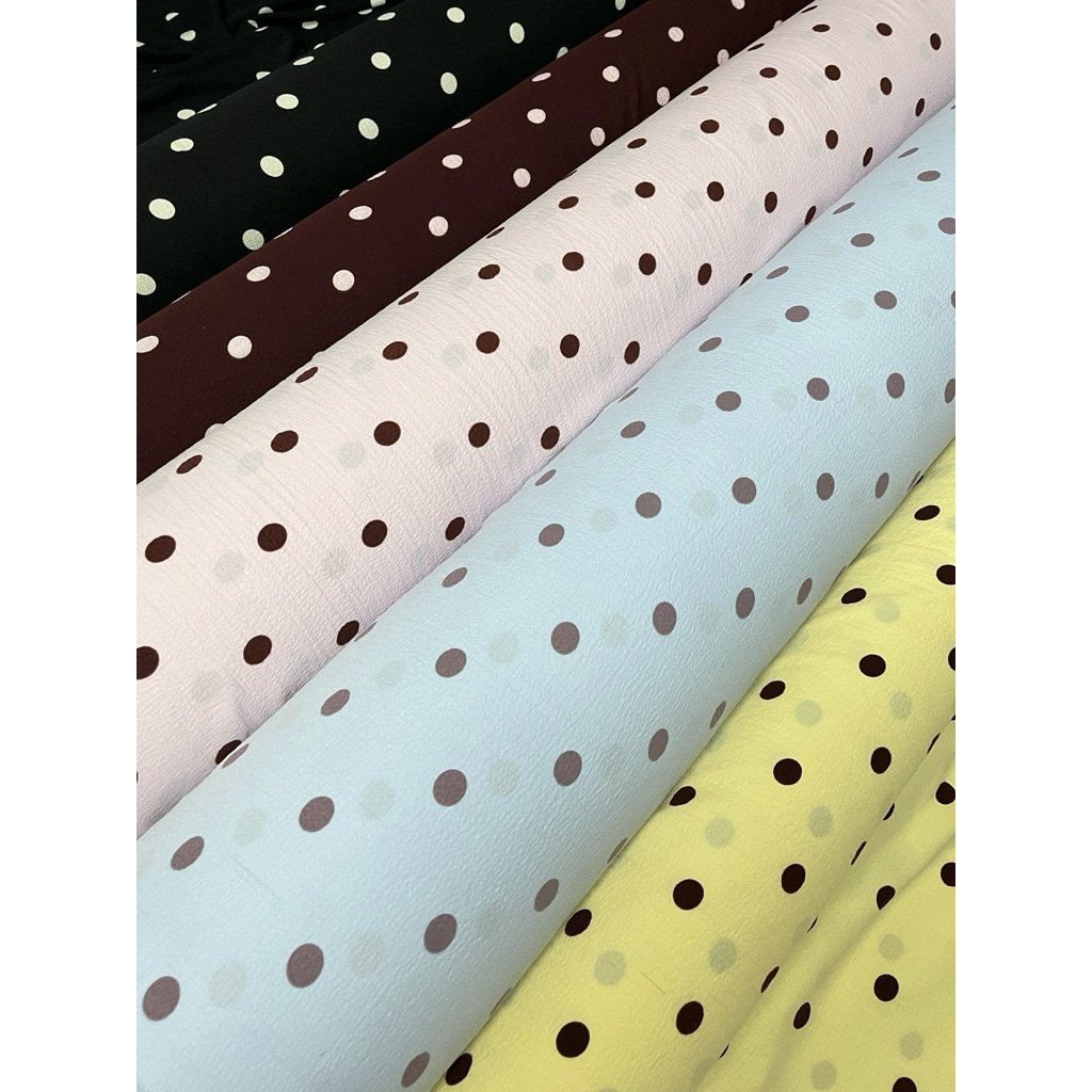kain katun cringkle viscose motif polkadot besar