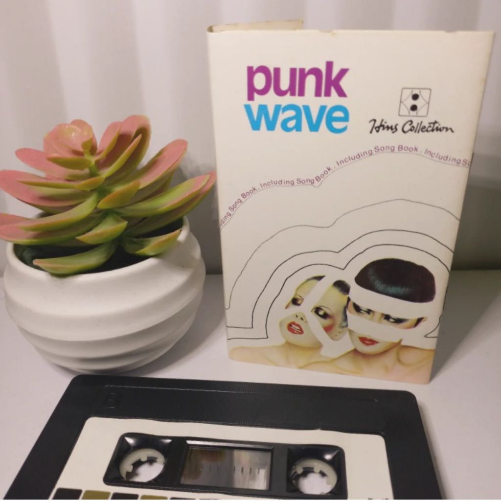 Kaset Kompilasi Punk Wave / New Wave
