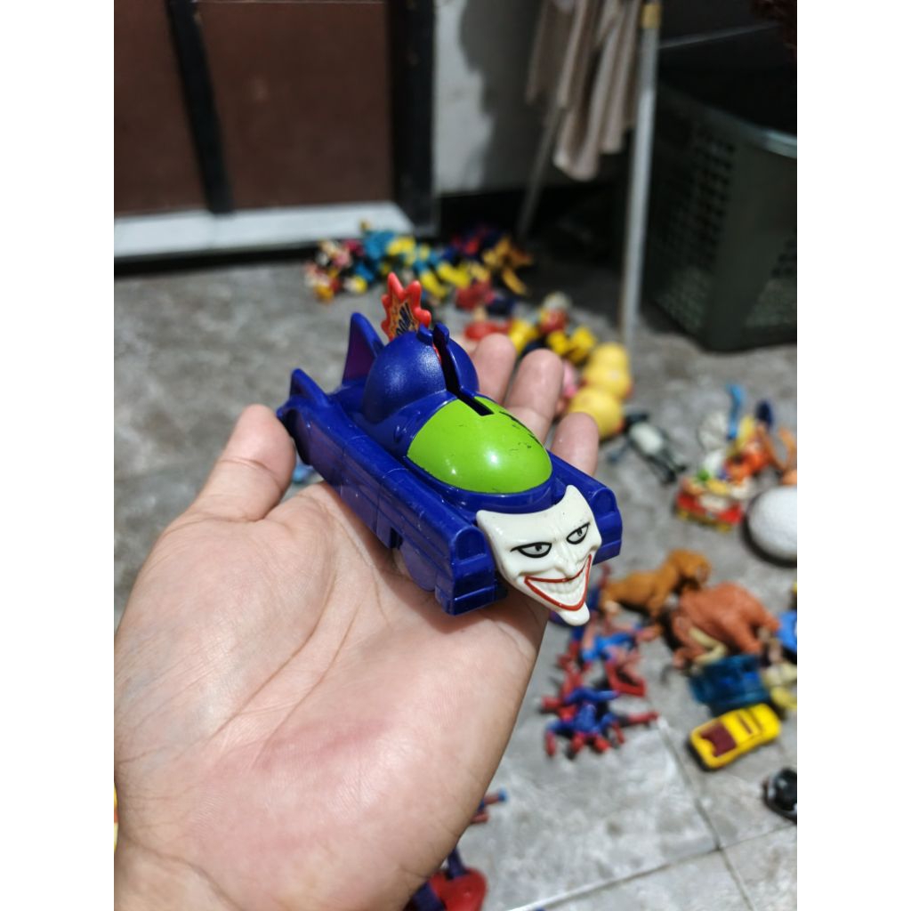 happy meal figure joker batman vehicle