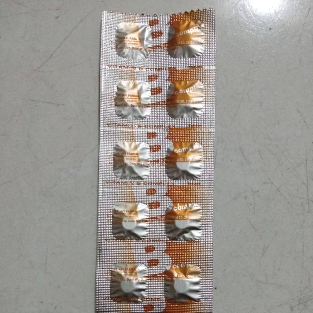 Vitamin B complex 10 tablet/strip