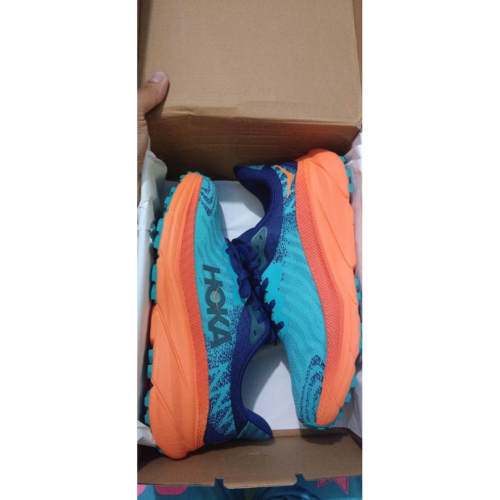 HOKA ATR7
