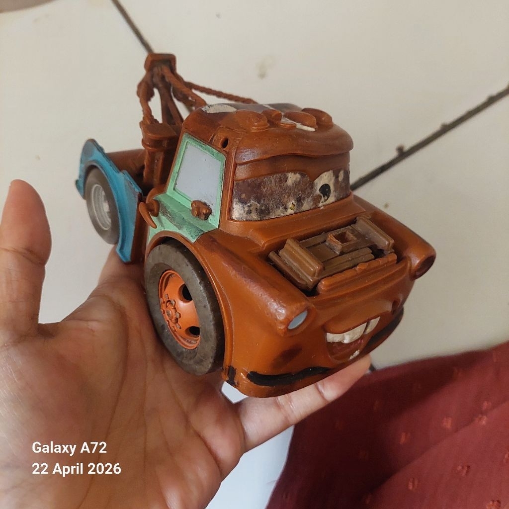 Cars Mater Mater Cars Disney Towing Truck Metal mainan mobil McQueen koleksi dan pajangan Original D
