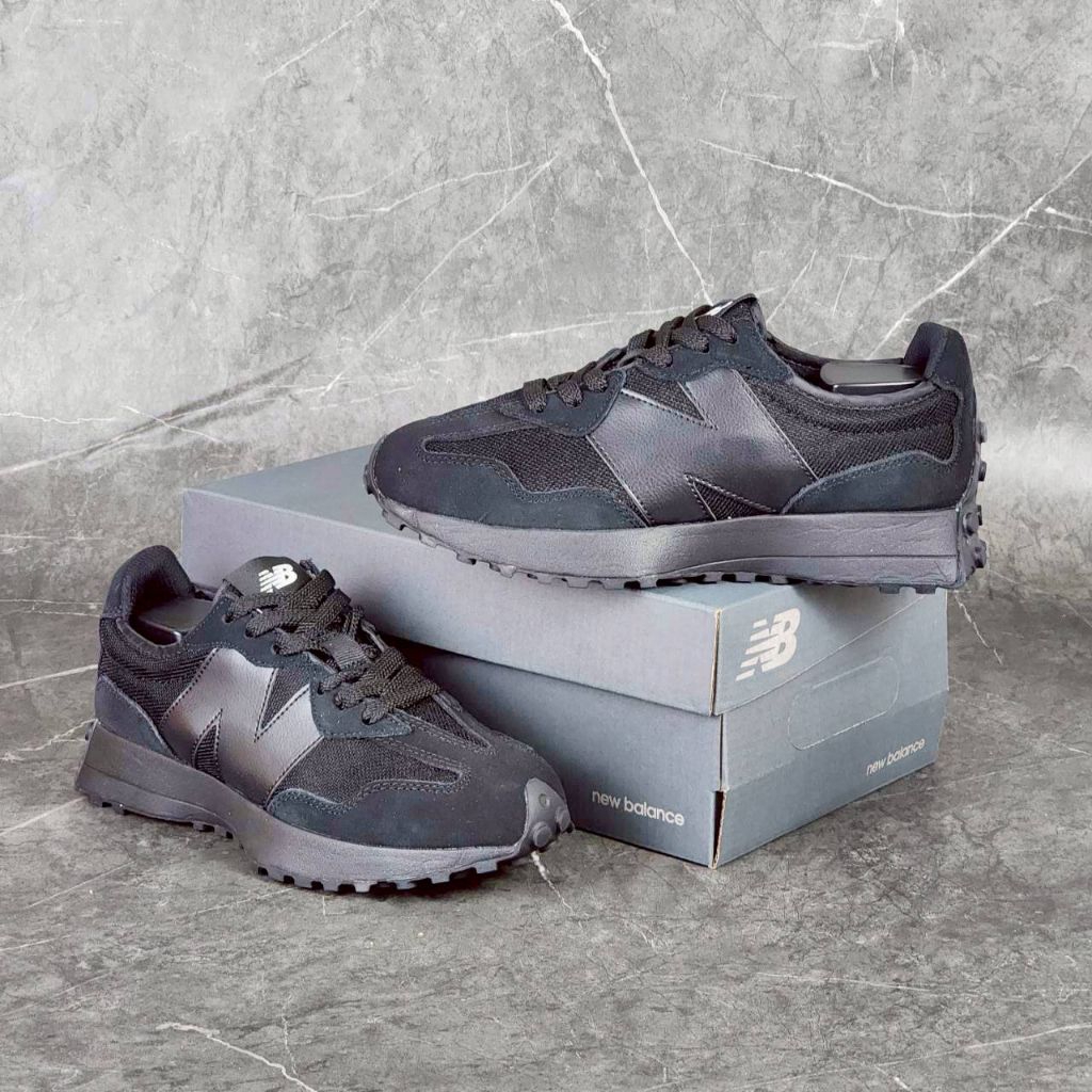 Sepatu Unisex NB 327 Triple Black