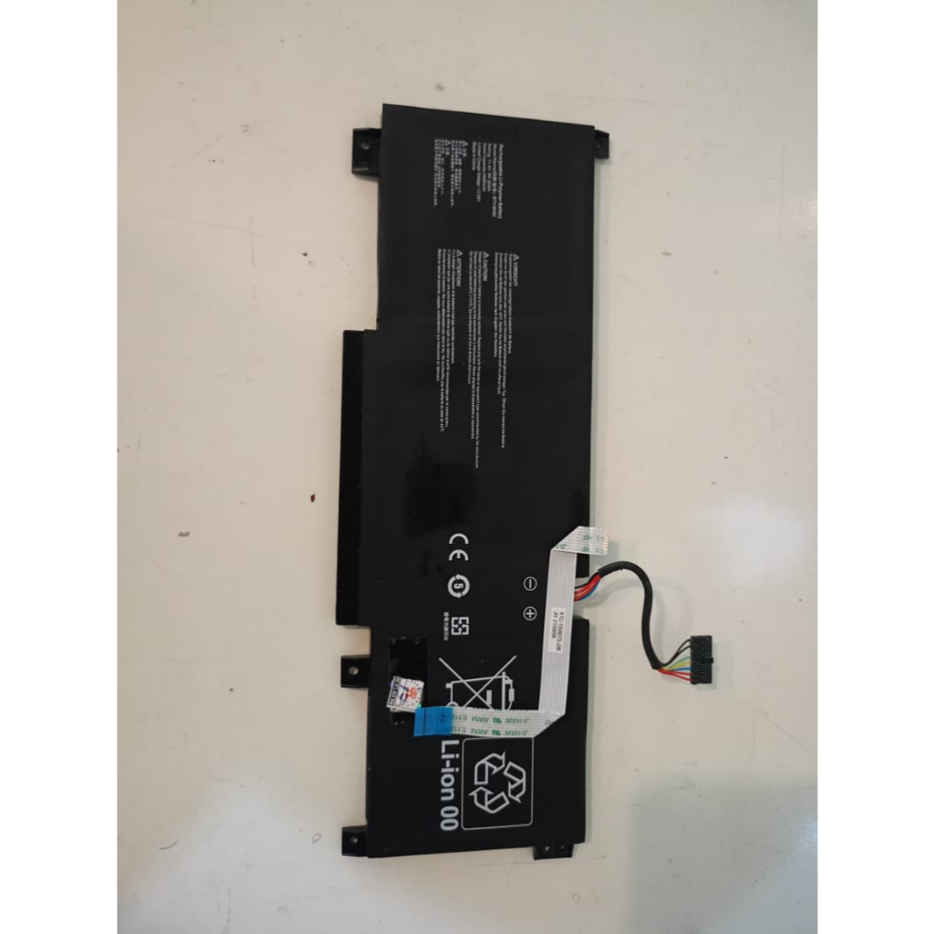 SECOND BATERAI EX MSI KATANA GF-76 11QC