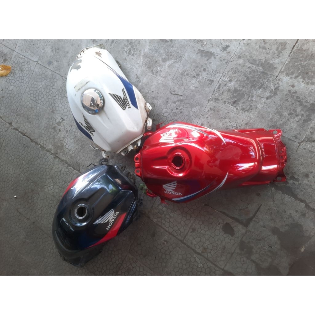 Tangki Fuel Tank Gas Tank Honda CB150R Old Original