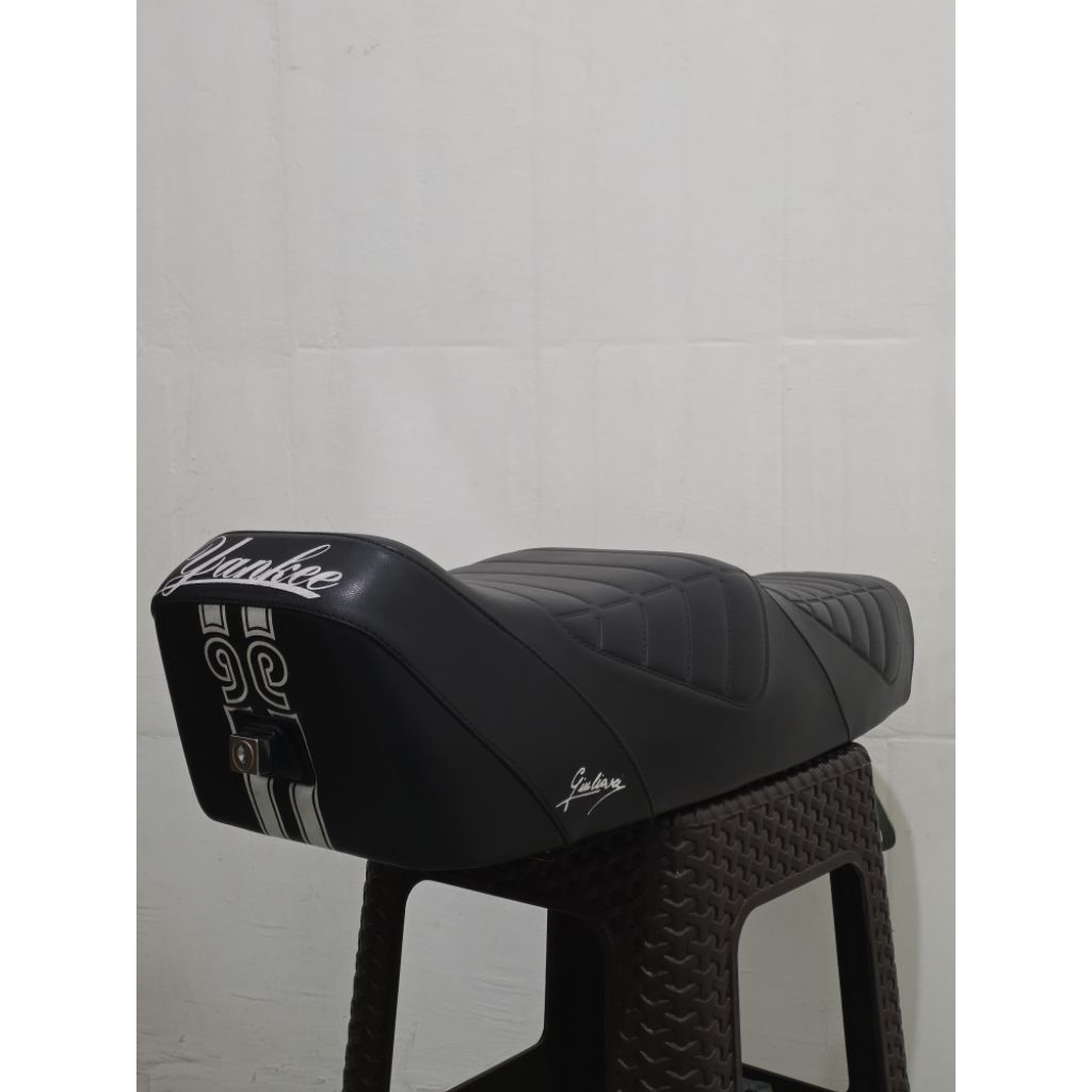 Jok Yankee Giuliari Vespa PX Series Original