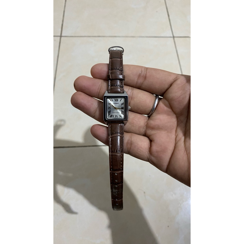 casio tank analog