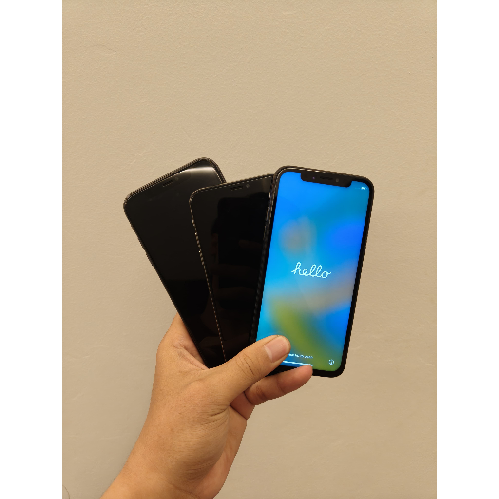 Bundling iPhone X 64GB Silver, iPhone X 256GB Space Grey & iPhone 11 128GB Black Murah