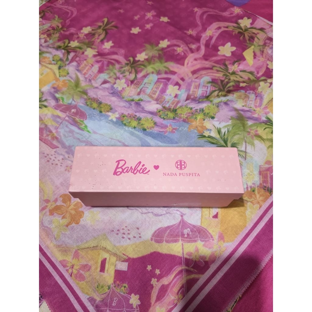 Preloved Vacanza Scarf Nada Puspita