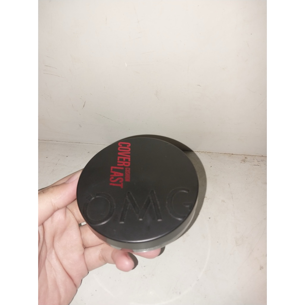 [PRELOVED] OMG Coverlast Cushion - Shade 21W Light