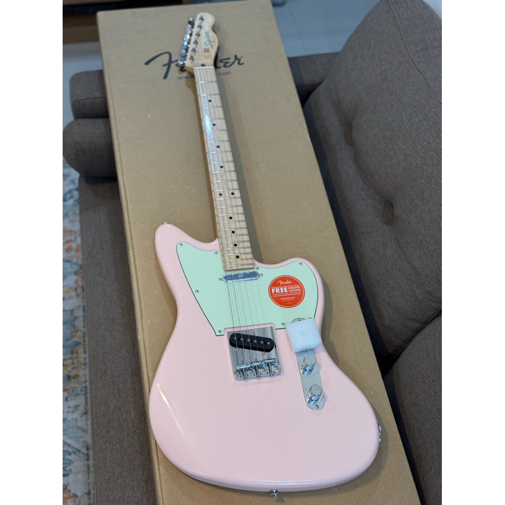Squier Paranormal Series Offset Telecaster Electric Guitar, Sheil Pink