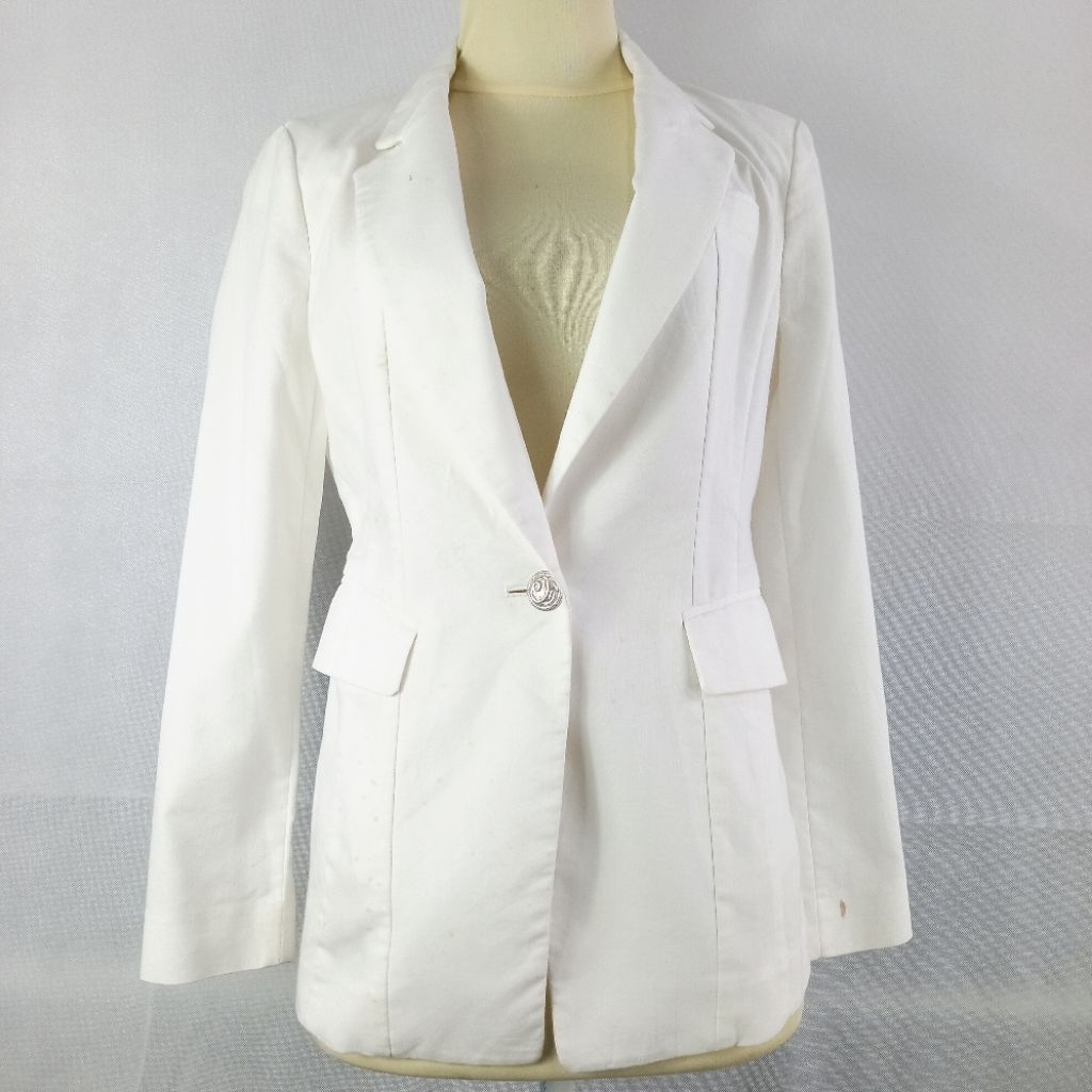 Clovis - Blazer Plain White