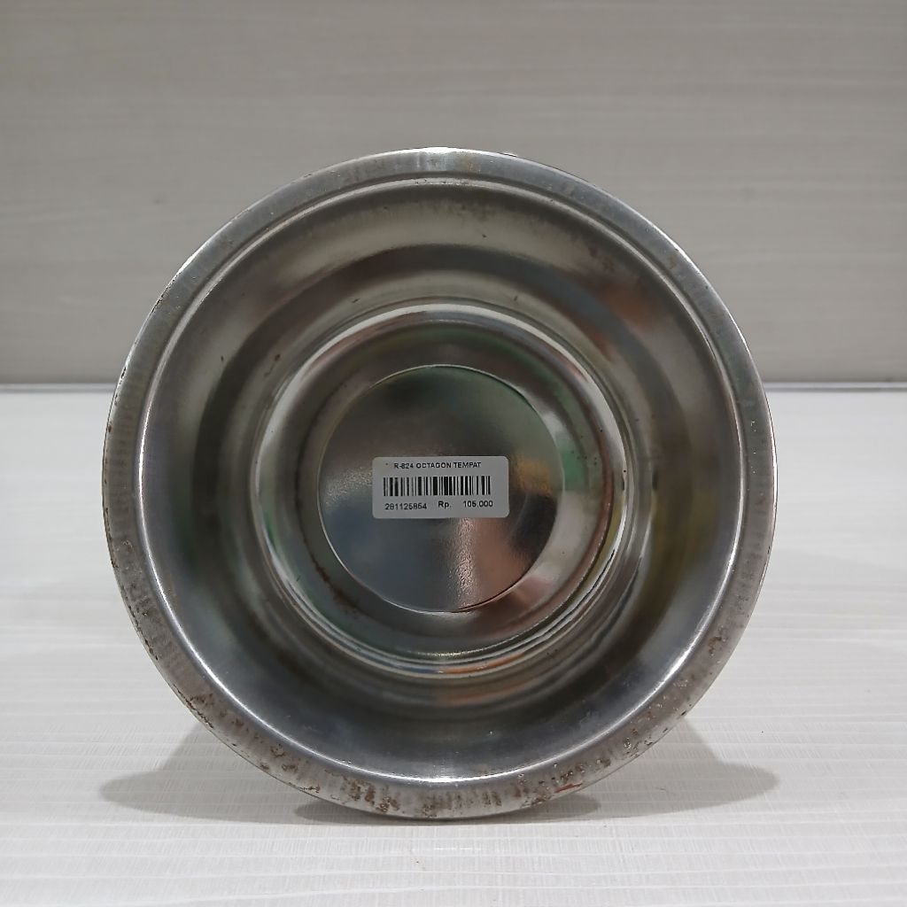 0854-TER 824 OCTAGON TEMPAT MAKAN ANJING