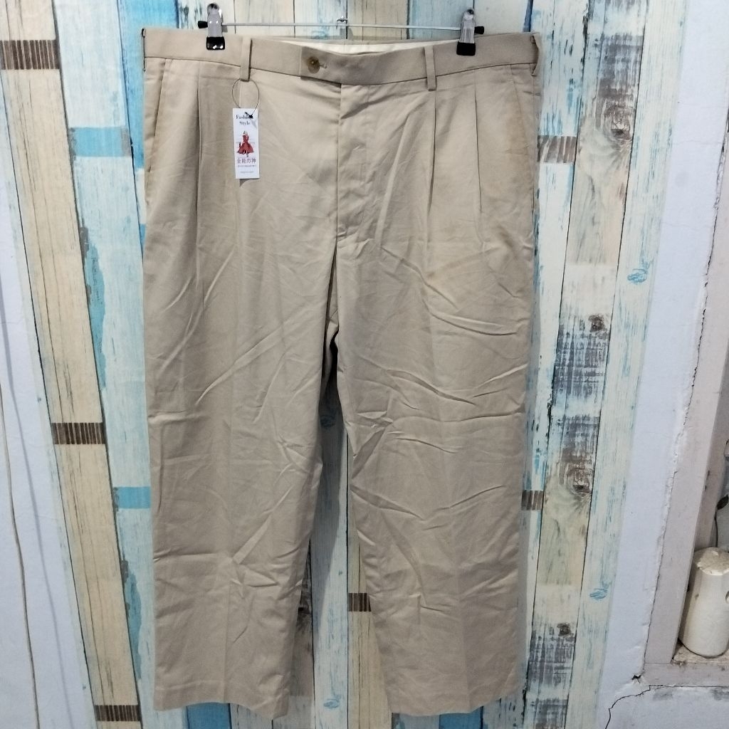 celana Chino UNIQLO jumbo original