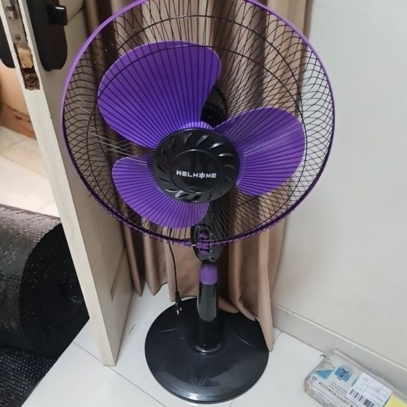 Kipas Angin Welhome WH 1681 / Standfan Welhome Kipas angin Berdiri Welhome WH1681
