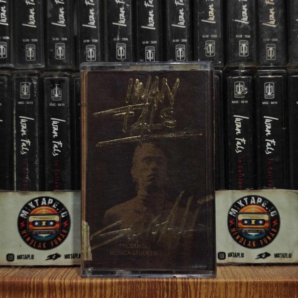 Kaset - Iwan Fals - Sugali (Rilisan Awal) - Radio Tape - Kaset Pita - Radio - Pemutar Kaset - Retro 