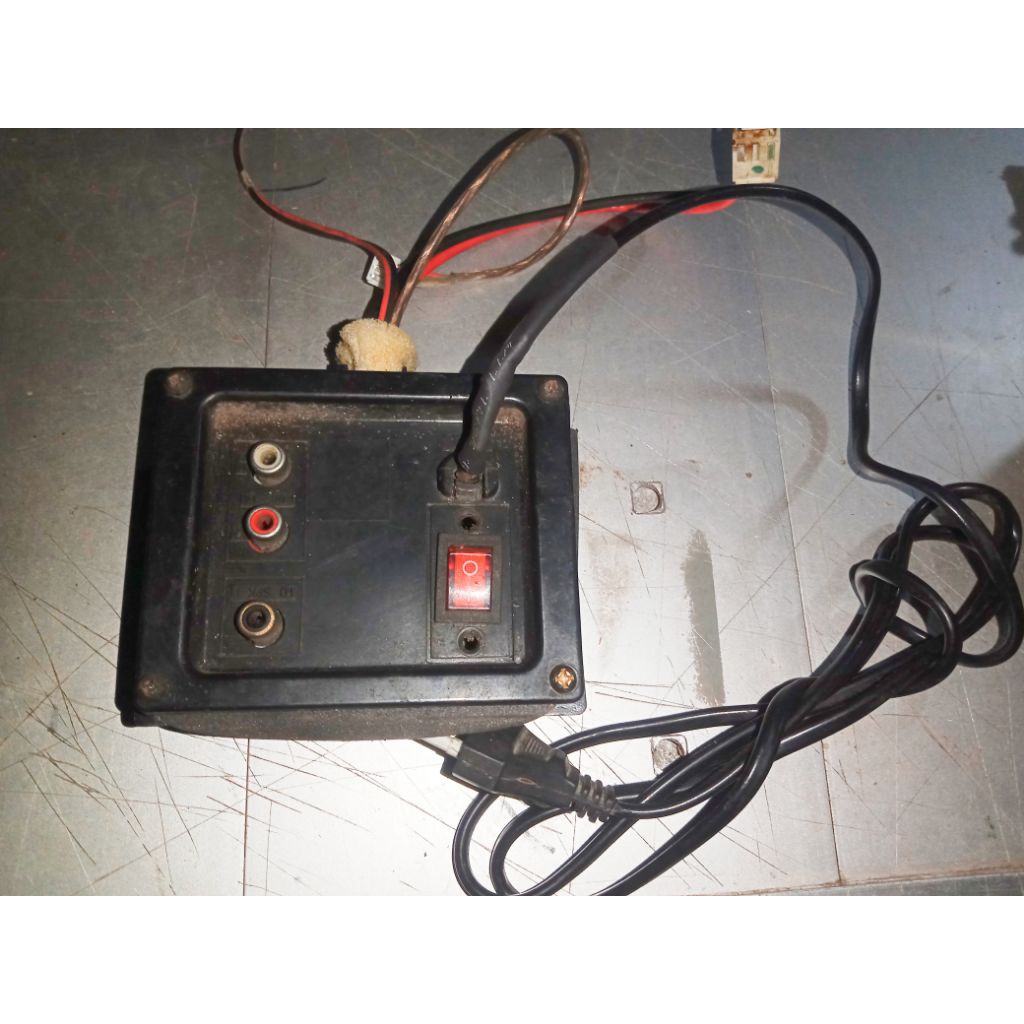 panel power belakang polytron pas28 Normal