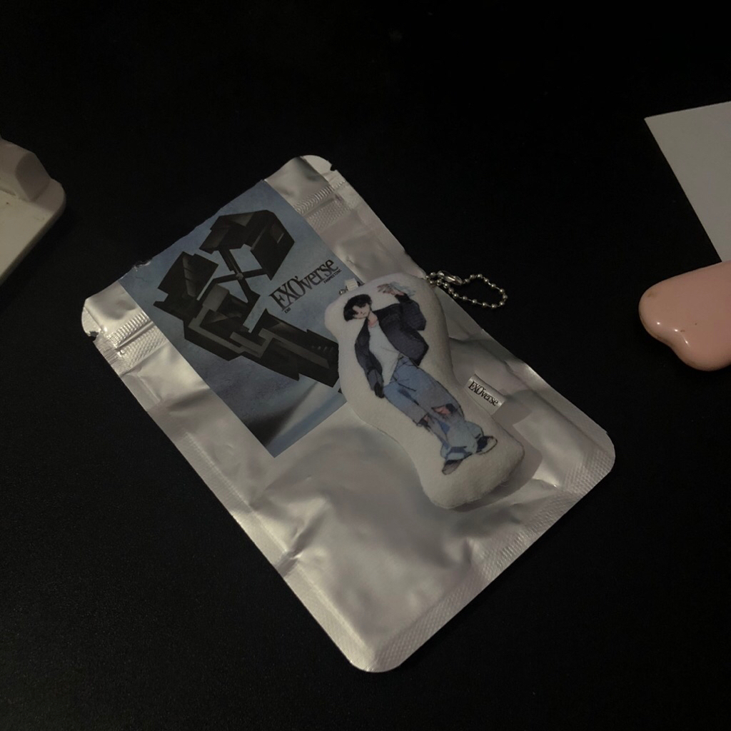 [ready stock] exo md fanmeeting exoverse random cushion keyring suho ver unsealed reverxe md
