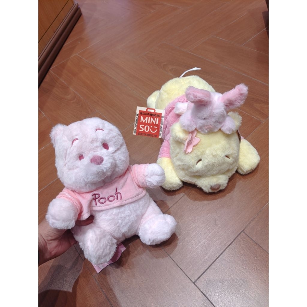 MINISO Boneka DISNEY WINNIE the POOH Collection (PINK POOH / POOH PIGLET)