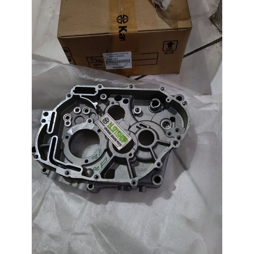 CRANKCASE KANAN KLX150S
