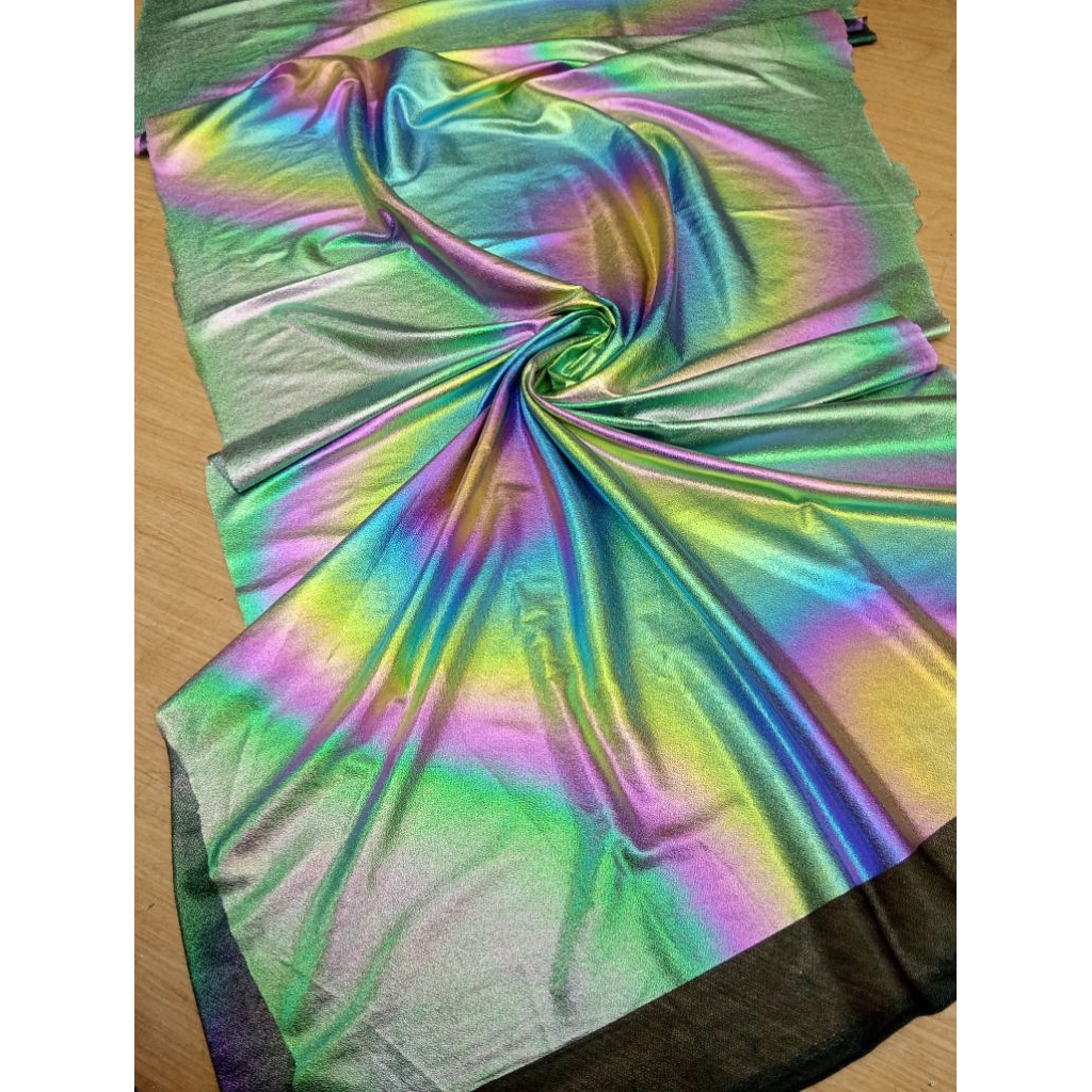 BAHAN KAIN HOLOGRAM PELANGI KAIN GLOSSY