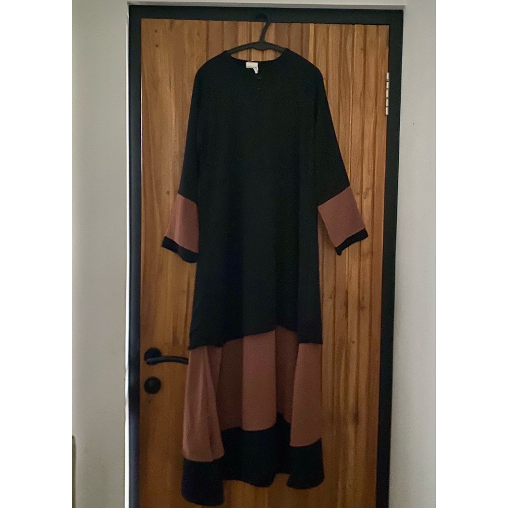 Atifa Gamis brand 4season hijab size S masih bagus bgt