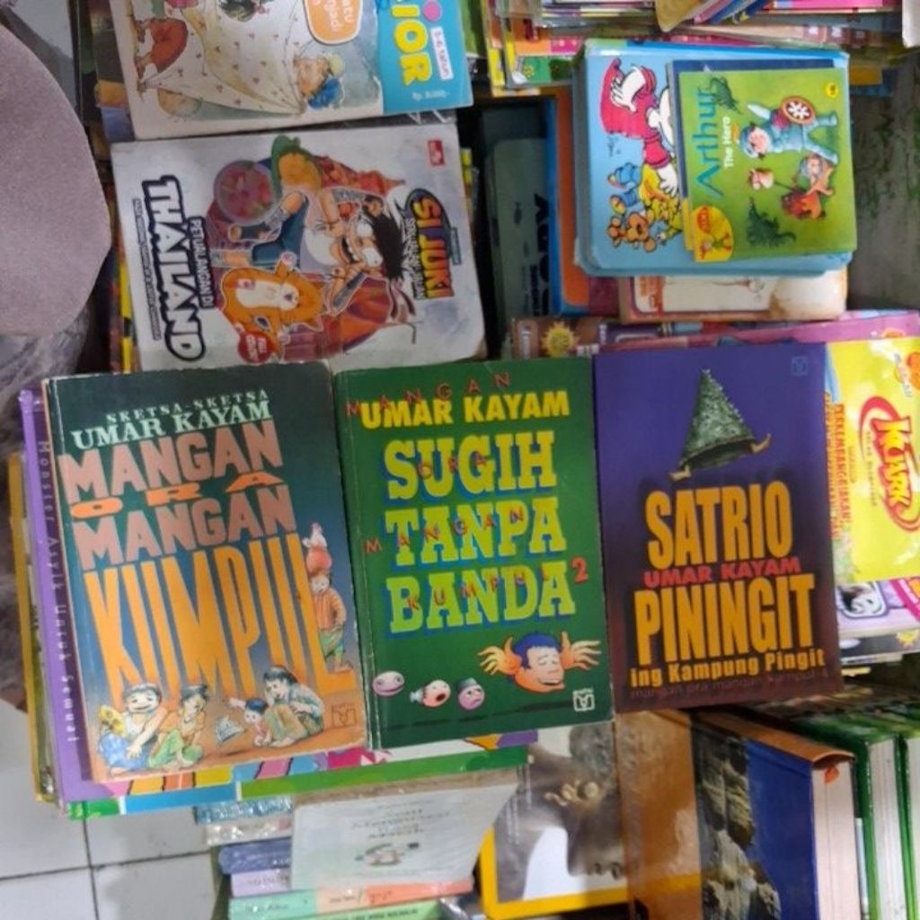 UMAR KAYAM SATRIO PININGIT.SUGIH TANPA BANDA.MANGAN ORA MANGAN KUMPUL