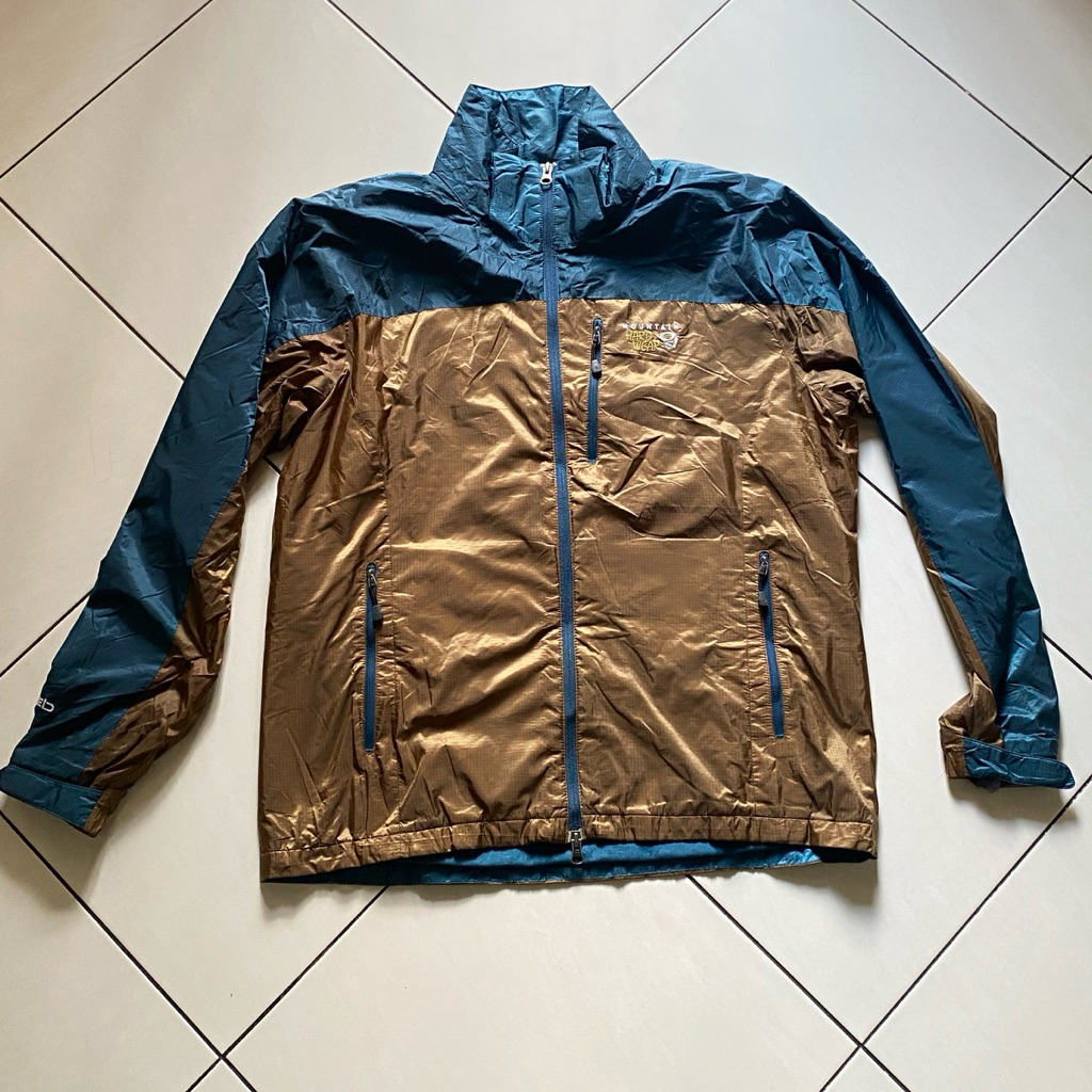 Jaket outdoor Mountain Hard Wear