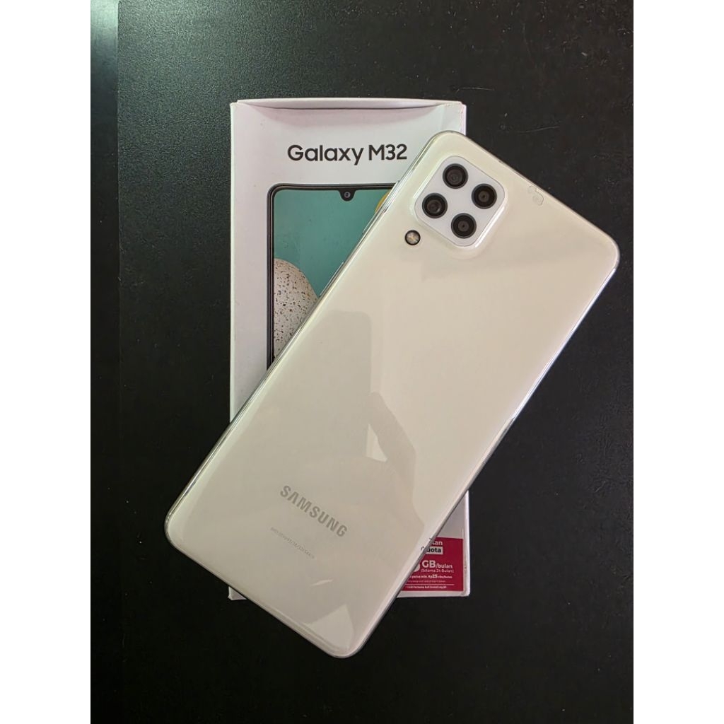 samsung galaxy M32 8/128gb second garansi resmi sein mulus bekas pemakaian pribadi
