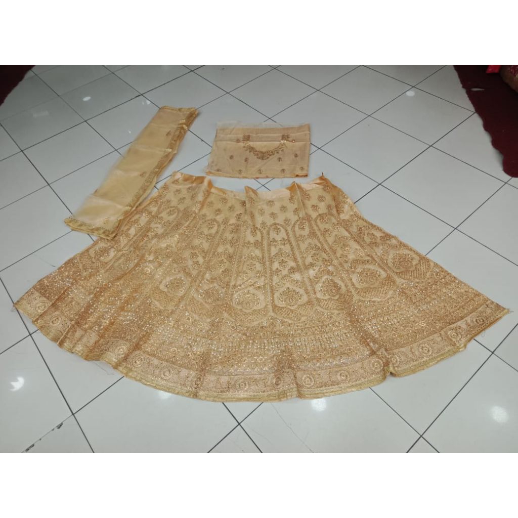 Baju India Lehenga Masih Bahan Baju Adat Pengantin India Model Mewah