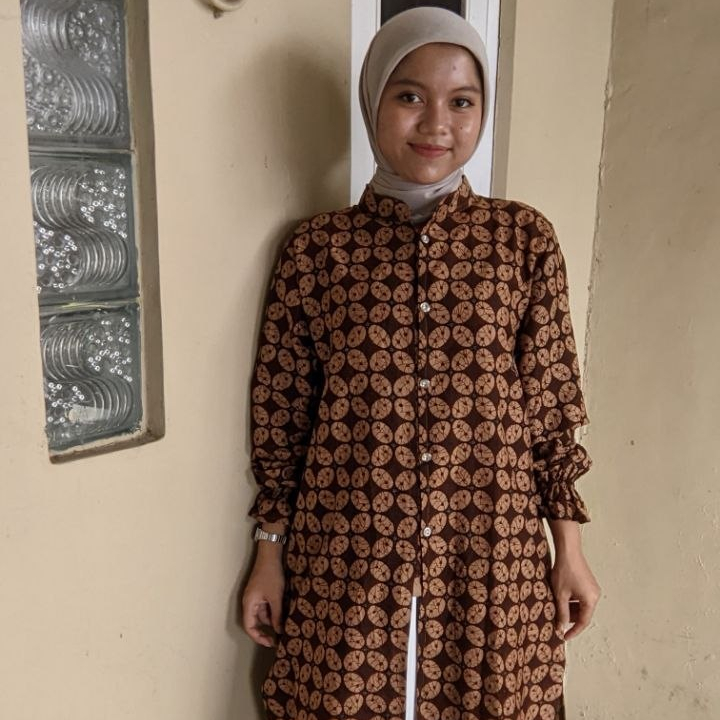 Tunik Batik Kerja Wanita Kekinian 2026 Atasan Muslimah Bahan Katun Prima motif Batik Kawung warna co