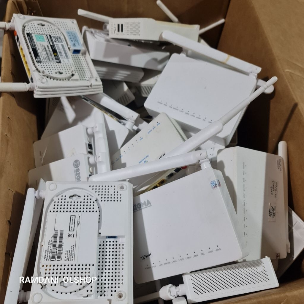 MODEM ONT MATOT MATI EROR UNTUK BAHAN SERVISAN GRES MULUS BENING