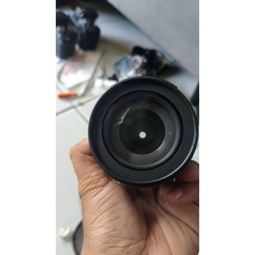lensa nikon 18-105mm