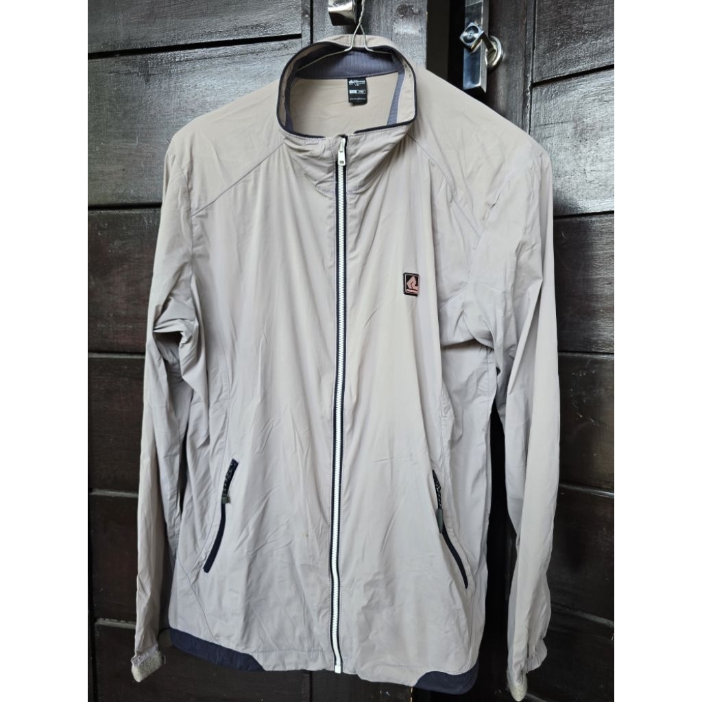 jaket running merk the redface prelove